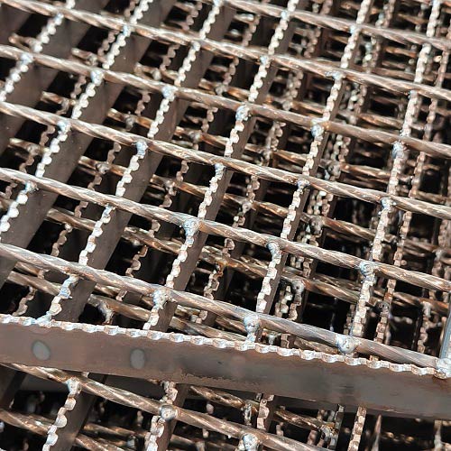 G323/30/100異形鋼格板鋼格柵板的技術參數