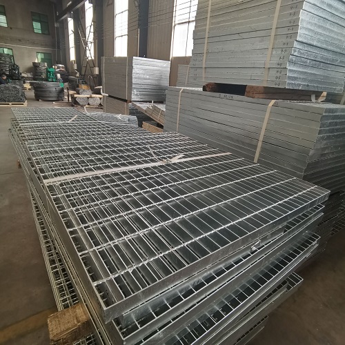 污水處理廠鋼格板如何選？防滑耐腐是關鍵！