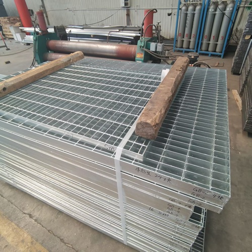 鋼結(jié)構(gòu)平臺鋼格柵：輕量化高強度搭配方案