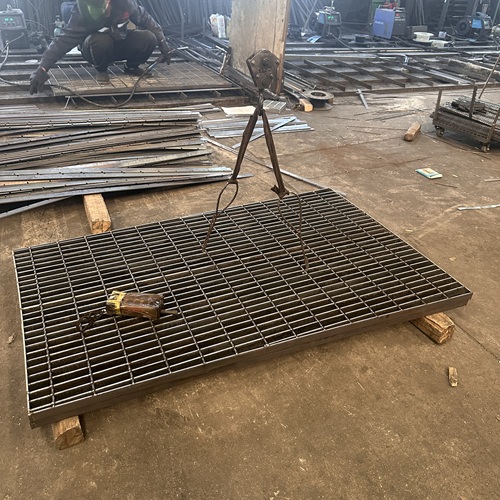 鋼格柵板的質(zhì)量檢測標(biāo)準(zhǔn)有哪些